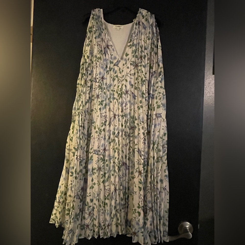 Floral V-Neck Maxi Dress